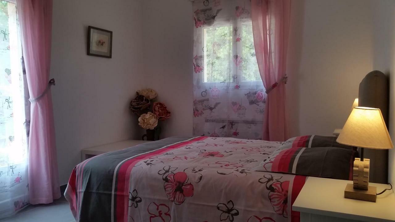 Villa Mylena Jouques Екстер'єр фото